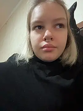 AshleyMur Adlı Modelin Canlı XXX Sohbeti