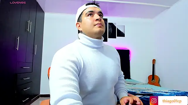 Онлайн чат XXX thiago__cp01