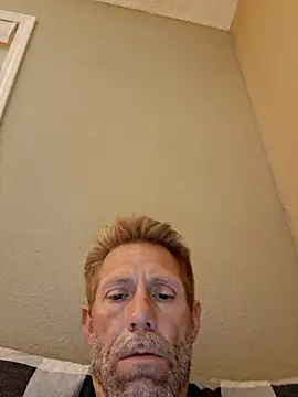 Chatroom XXX en direct de daddy_daddy_d