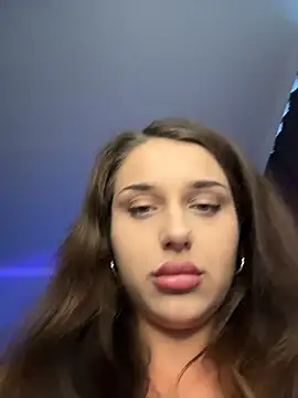 ScarletSi Show in webcam