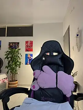 18_salo live XXX chat