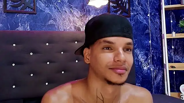 Chat XXX Live kai_storm77