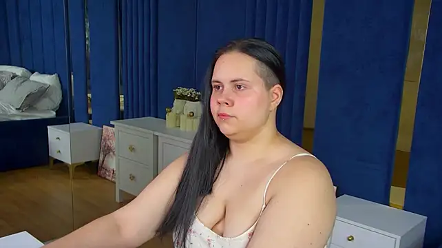 DaisyHarts Adlı Modelin Canlı XXX Sohbeti