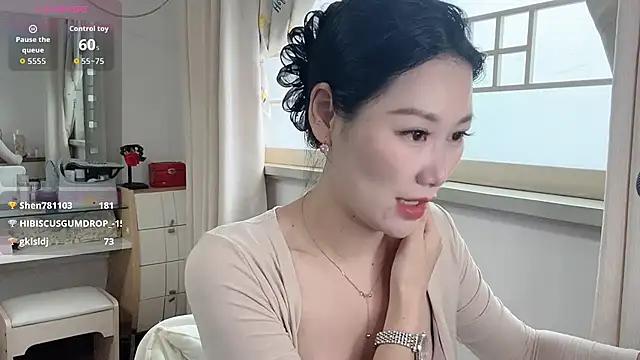 MuMu_20 Chat XXX live