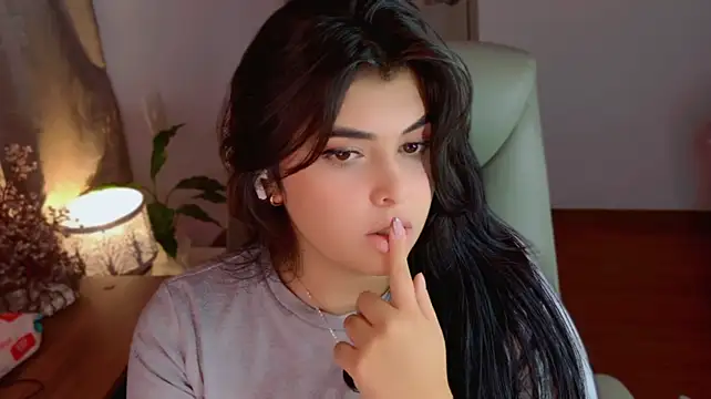 Nannicutee live XXX chat