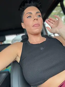 LukeLouHarvey Live XXX Chat