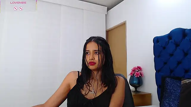 Lili666_ live XXX chat