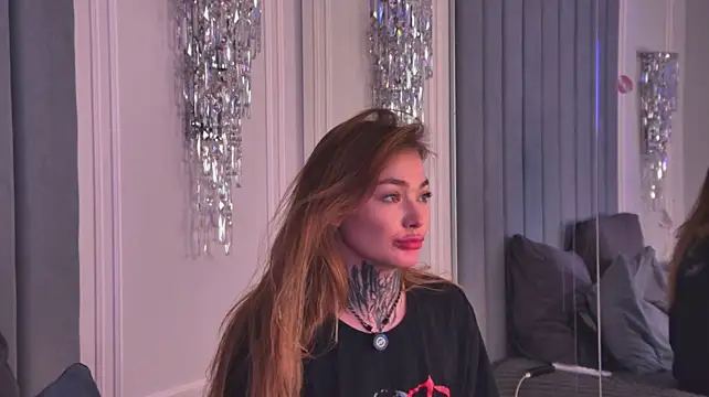 AriWild – webcam-show
