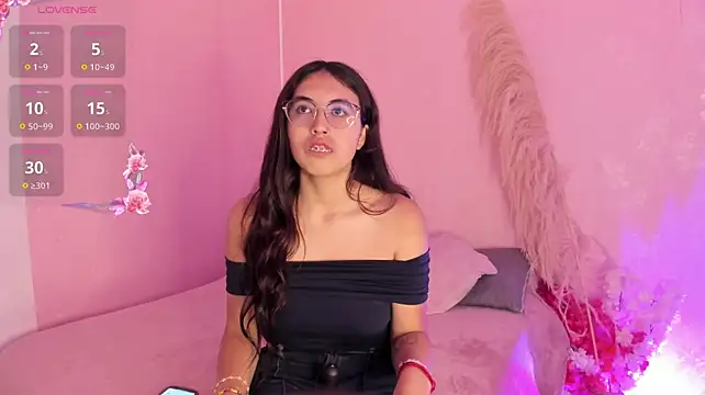 Valk_submissive live XXX chat