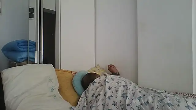 Show modela vitalik66679 na web-kameri