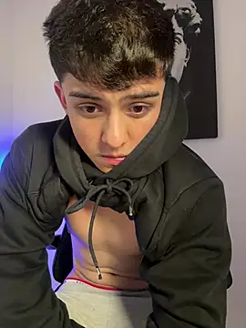Chat +18 de lian_fooxx ao vivo