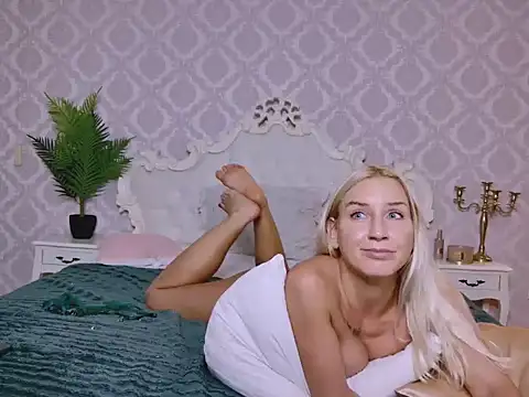 Kayleen_B Show in webcam