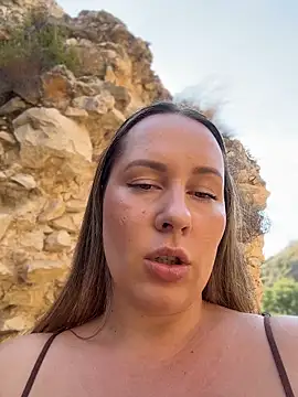 Mona_Plus Webcam Show