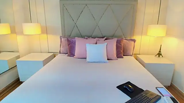 Živý XXX chat ScarlethVegas