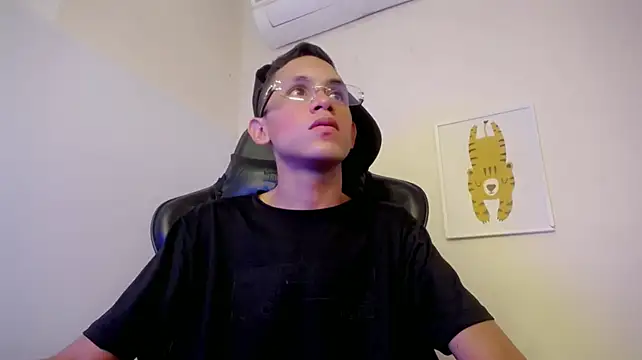 sombra_18's Live XXX Chat