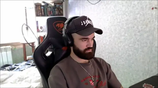 _Serious_Man Webcam-Show