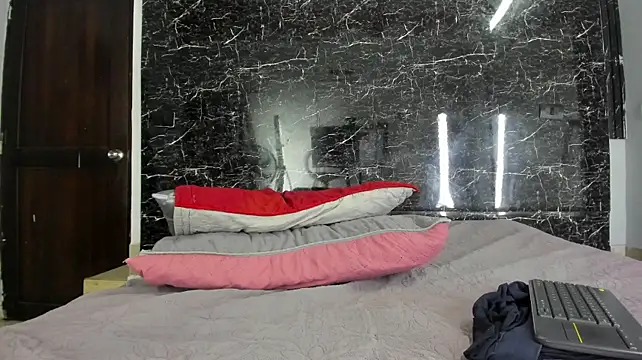 Chatroom XXX en direct de Robinlion91