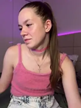 Czat XXX na żywo – PeachCheeks_