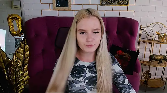 XXX chat uživo modela SherriButlers
