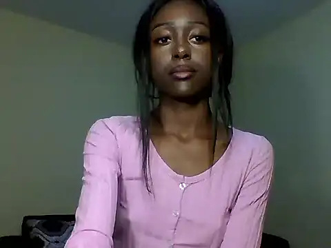 XXX chat uživo modela HotSkinnyLady