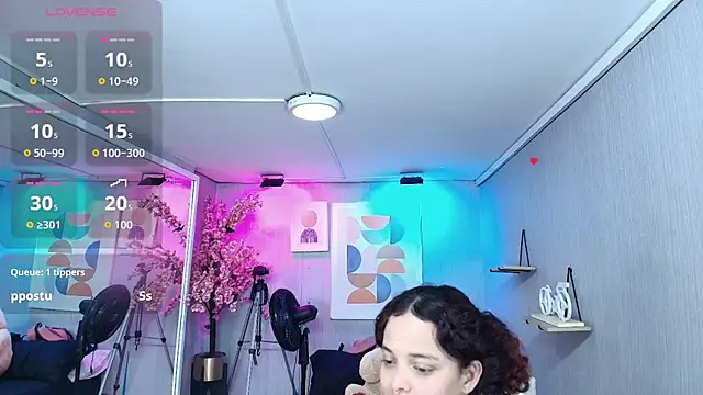 Maggy_t18's Live XXX Chat
