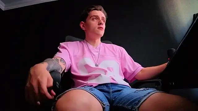 FelixStarkk – Naživo XXX chat