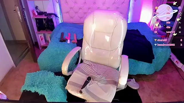 Scarlette_Cooper_ Chat XXX in diretta