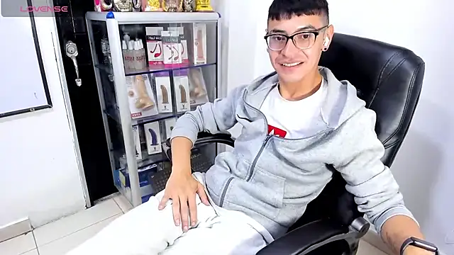 Alexx_bigcockk Live XXX-chat