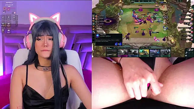 LiaGames live XXX chat