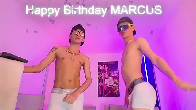 Marcus_and_Tonyn Webbikameraesitys