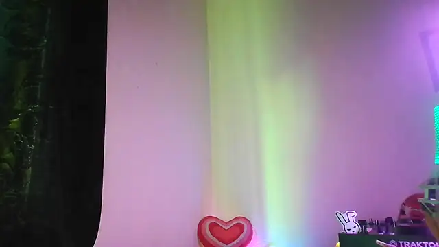 Guyst049 live XXX chat