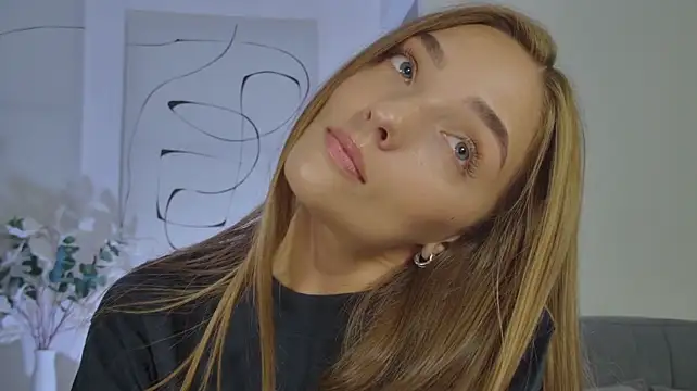 MilaVoss live XXX chat