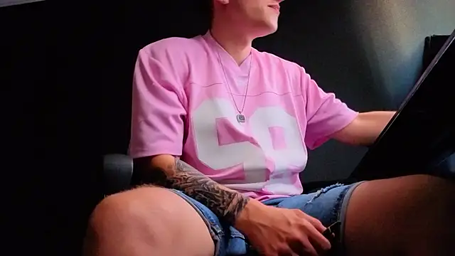 FelixStarkk Live XXX Chat