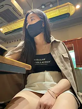 Tina_995 网络视讯表演