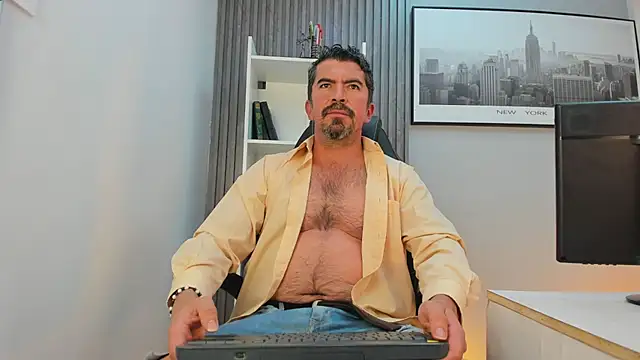 Chat +18 de JuanKFit_45 ao vivo