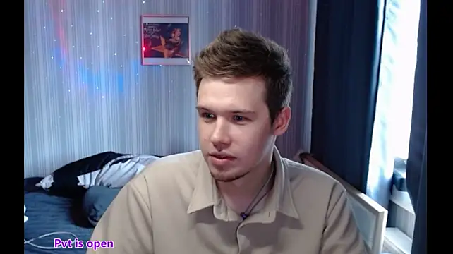 Sheldon_musicn Webbikameraesitys