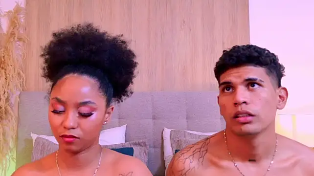 RoseAndDominic's Live XXX Chat