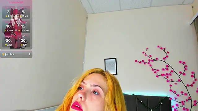 DellaRows élő XXX-chatje