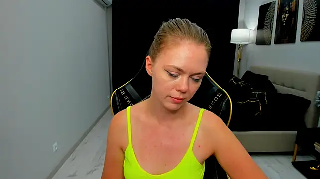 Chat XXX ao vivo de Strawberrye