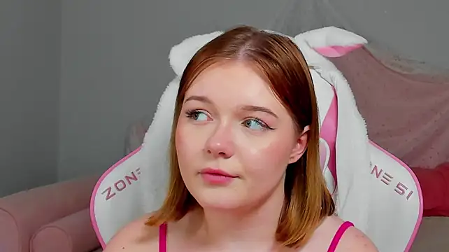 ElinaVale's Live XXX Chat