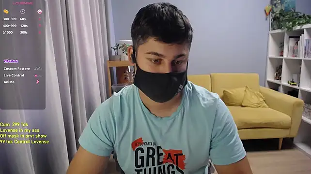Show modela Tomguys na web-kameri