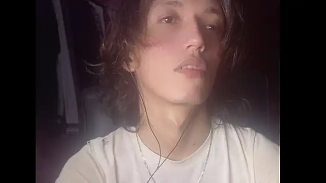 צ'אט XXX בשידור חי של cherryuwu