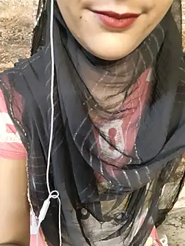 Indian-Aleena – Naživo XXX chat