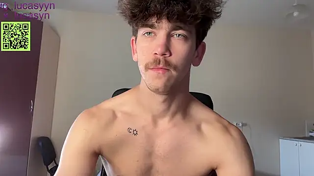 luca_syn Adlı Modelin Canlı XXX Sohbeti