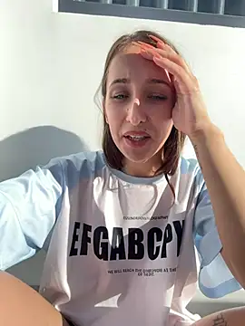 FlexibleDoll_ élő XXX-chatje