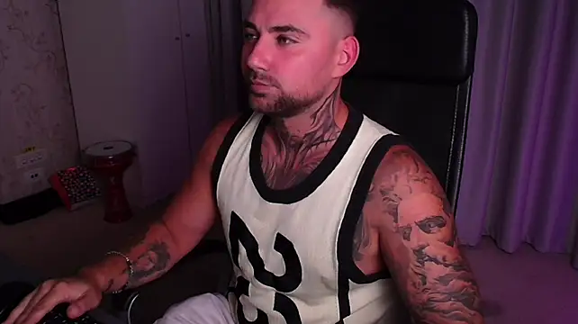 DuncanStone Chat XXX live
