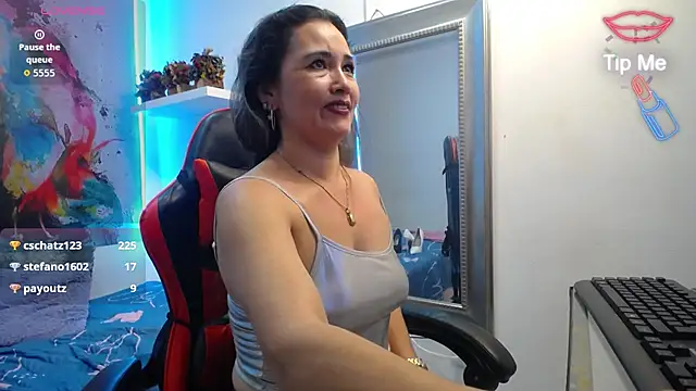 Chat XXX en directo de noelia_milf19
