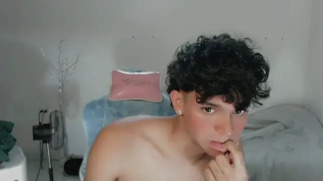 Chat +18 de FUNNY_DICK_ ao vivo
