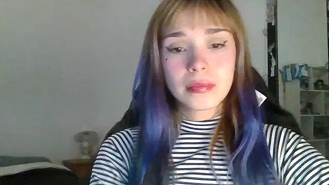 XXX chat uživo modela loletabb
