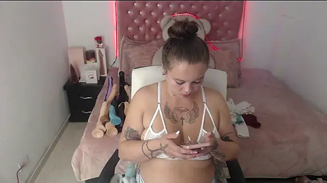 patty_squirt_ élő XXX-chatje
